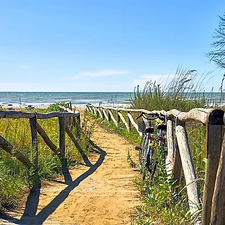 Wonderful With Terrace And Private Garden By Beahost Hotel Bibione